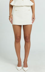 Aleena Skort - Boucle Mid Waist Fitted Mini Skort in Cream